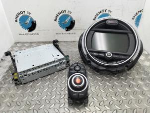 Używane Zestaw nawigacji Mini Mini (F55) 1.2 12V One First Cena na żądanie oferowane przez Rhenoy Onderdelen b.v.