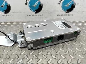Używane Wzmacniacz radiowy Landrover Discovery Sport L550 Cena na żądanie oferowane przez Rhenoy Onderdelen b.v.