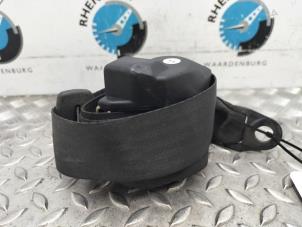 Begagnade Främre säkerhetsbälte, höger Ferrari 456 456 GT/GTA 48V Pris på förfrågan erbjuds av Rhenoy Onderdelen b.v.