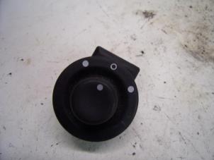 Begagnade Spegelspak Renault Twingo II (CN) 1.5 dCi 90 FAP Pris € 15,75 Marginaltabell erbjuds av Reclycar De Boer BV