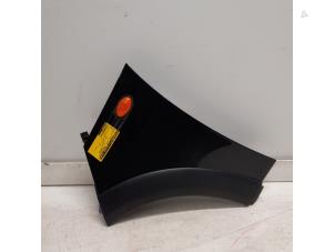 Gebruikte Scherm rechts-voor BMW Mini One/Cooper (R50) 1.6 16V Cooper Prijs € 47,25 Margeregeling aangeboden door Reclycar De Boer BV