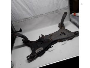 Używane Rama pomocnicza Ford Focus C-Max 1.8 16V Cena € 26,25 Procedura marży oferowane przez Reclycar De Boer BV