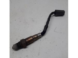Gebruikte Lambda Sonde Kia Sportage (JE) 2.0 CVVT 16V 4x2 Prijs € 26,25 Margeregeling aangeboden door Reclycar De Boer BV