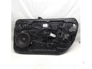 Gebruikte Ruitmechaniek 4Deurs rechts-voor Volvo V40 (MV) 1.6 D2 Prijs € 26,25 Margeregeling aangeboden door Reclycar De Boer BV