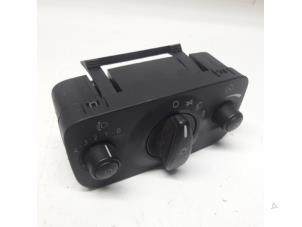 Begagnade Ljusbrytare Ford Galaxy (WA6) 2.0 TDCi 16V 140 Pris € 36,75 Marginaltabell erbjuds av Reclycar De Boer BV