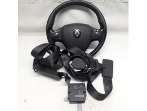 Gebruikte Airbag Set + Module Renault Clio IV (5R) 1.5 Energy dCi 90 FAP Prijs € 367,50 Margeregeling aangeboden door Reclycar De Boer BV