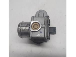 Używane Przepustnica Citroen C4 Cactus (0B/0P) 1.6 Blue Hdi 100 Cena € 26,25 Procedura marży oferowane przez Reclycar De Boer BV