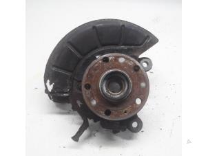 Gebruikte Wielnaaf voor Volkswagen Touran (1T1/T2) 1.6 FSI 16V Prijs € 31,50 Margeregeling aangeboden door Reclycar De Boer BV