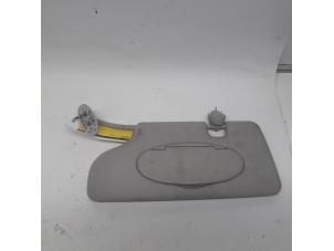 Begagnade Solskydd BMW Mini One/Cooper (R50) 1.6 16V One Pris € 27,56 Marginaltabell erbjuds av Reclycar De Boer BV