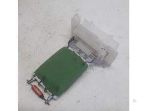 Begagnade Motstånd, kupéfläkt Toyota Aygo (B10) 1.0 12V VVT-i Pris € 21,00 Marginaltabell erbjuds av Reclycar De Boer BV