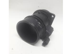 Gebruikte Luchthoeveelheidsmeter Renault Twingo II (CN) 1.5 dCi 90 FAP Prijs € 36,75 Margeregeling aangeboden door Reclycar De Boer BV