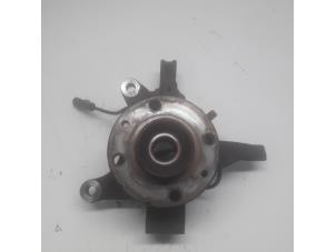 Używane Piasta kola przód Dacia Lodgy (JS) 1.5 dCi FAP Cena € 31,50 Procedura marży oferowane przez Reclycar De Boer BV