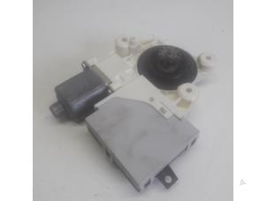 Begagnade Motor, dörrfönster Ford Focus 2 1.6 16V Pris € 36,75 Marginaltabell erbjuds av Reclycar De Boer BV