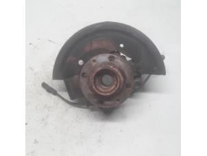 Używane Piasta kola przód Dacia Dokker Express (8S) 1.5 dCi, Blue dCi 75 Cena € 36,75 Procedura marży oferowane przez Reclycar De Boer BV