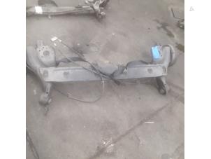 Gebruikte Achteras voorwielaandrijving Ford Fiesta 7 1.5 TDCi 85 Prijs € 78,75 Margeregeling aangeboden door Reclycar De Boer BV