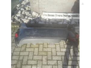 Begagnade Bakre stötfångare Ford Fiesta 7 1.5 TDCi 85 Pris € 189,00 Marginaltabell erbjuds av Reclycar De Boer BV