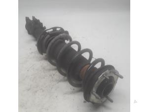 Begagnade Stötdämpare, vänster fram Ford Fiesta 7 1.5 TDCi 85 Pris € 42,00 Marginaltabell erbjuds av Reclycar De Boer BV