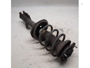 Gebruikte Schokdemper rechts-voor Toyota Corolla (E12) 1.4 16V VVT-i Prijs € 36,75 Margeregeling aangeboden door Reclycar De Boer BV