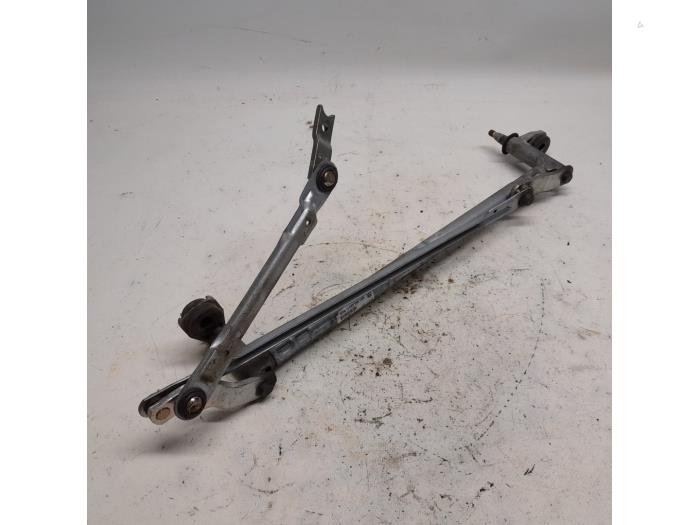 Torkarmekanism från en Seat Ibiza IV (6J5) 1.4 TDI 12V 2015