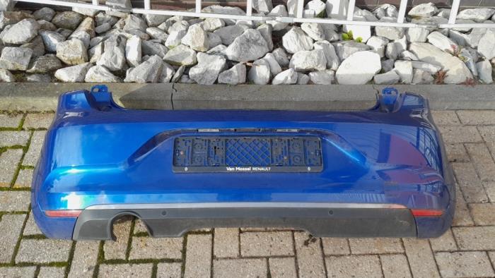 Bakre stötfångare från en Renault Clio V (RJAB) 1.0 TCe 90 12V 2021