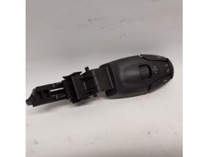 Używane Kierownica multifunkcyjna Peugeot 207 SW (WE/WU) 1.6 HDi 16V Cena € 26,25 Procedura marży oferowane przez Reclycar De Boer BV