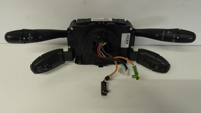 Spak, rattstång från en Peugeot 207 SW (WE/WU) 1.6 HDi 16V 2008