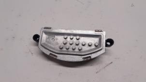 Używane Opornik nagrzewnicy Volvo XC90 II 2.0 T8 16V Twin Engine AWD Cena € 52,50 Procedura marży oferowane przez Reclycar De Boer BV