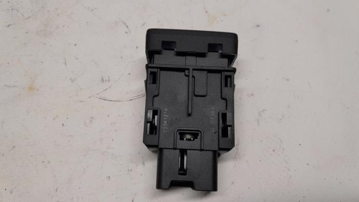 Dimljusbrytare från en Suzuki Vitara (LY/MY) 1.4 Booster Jet Turbo 16V SHVS AllGrip 2023