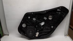 Używane Mechanizm szyby lewej tylnej wersja 4-drzwiowa Kia Niro I (DE) 1.6 GDI Hybrid Cena € 52,50 Procedura marży oferowane przez Reclycar De Boer BV