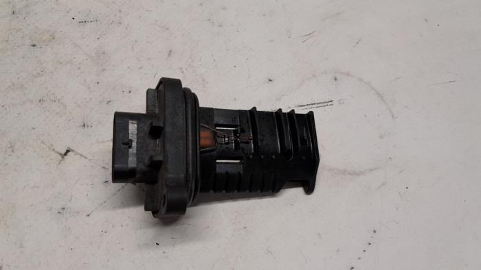 Luftflödesmätare från en MINI Countryman (R60) 2.0 Cooper SD 16V 2015