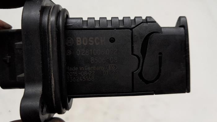 Luftflödesmätare från en MINI Countryman (R60) 2.0 Cooper SD 16V 2015