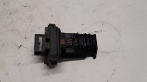 Begagnade Luftflödesmätare Mini Countryman (R60) 2.0 Cooper SD 16V Pris € 42,00 Marginaltabell erbjuds av Reclycar De Boer BV