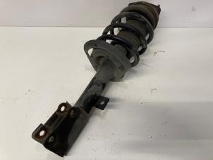 Używane Amortyzator wstrzasów lewy przód Fiat Freemont 2.0 MultiJet 170 16V Cena € 52,50 Procedura marży oferowane przez Reclycar De Boer BV