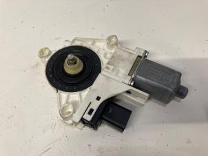 Używane Silnik szyby drzwiowej Fiat Freemont 2.0 MultiJet 170 16V Cena € 36,75 Procedura marży oferowane przez Reclycar De Boer BV