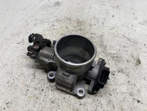 Używane Przepustnica Hyundai Tucson (JM) 2.0 16V CVVT 4x2 Cena € 42,00 Procedura marży oferowane przez Reclycar De Boer BV