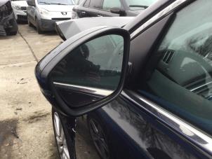 Gebruikte Buitenspiegel links Peugeot 308 SW (L4/L9/LC/LJ/LR) 1.2 12V e-THP PureTech 110 Prijs € 131,25 Margeregeling aangeboden door Reclycar De Boer BV