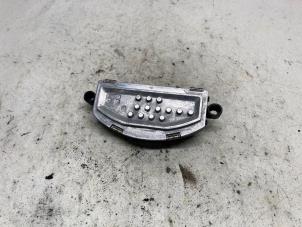 Gebruikte Kachel Weerstand Seat Arona (KJX) 1.0 TGI 12V Prijs € 31,50 Margeregeling aangeboden door Reclycar De Boer BV