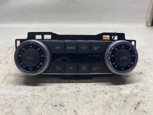 Gebruikte Chaufage Bedieningspaneel Mercedes C Estate (S204) 3.0 C-280 V6 24V Prijs € 63,00 Margeregeling aangeboden door Reclycar De Boer BV