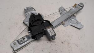 Gebruikte Ruitmechaniek 4Deurs rechts-achter Citroen C5 III Berline (RD) 3.0 HDiF V6 24V Prijs € 78,75 Margeregeling aangeboden door Reclycar De Boer BV