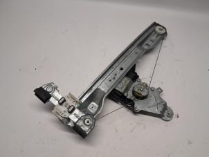 Begagnade Fönstermekanism för bakre dörr, 4-dörrars, vänster Opel Meriva 1.3 CDTI 16V Pris € 63,00 Marginaltabell erbjuds av Reclycar De Boer BV