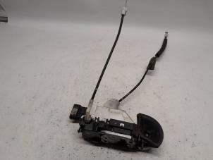 Gebruikte Deurslot Mechaniek 4Deurs links-voor Citroen C3 (SC) 1.4 HDi Prijs € 21,00 Margeregeling aangeboden door Reclycar De Boer BV