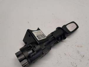 Gebruikte Kontaktslot + Sleutel Ford Ka II 1.2 Prijs € 36,75 Margeregeling aangeboden door Reclycar De Boer BV