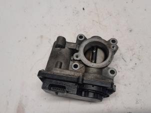 Begagnade Spjällhus Renault Laguna III Estate (KT) 2.0 Turbo 16V GT Pris € 126,00 Marginaltabell erbjuds av Reclycar De Boer BV