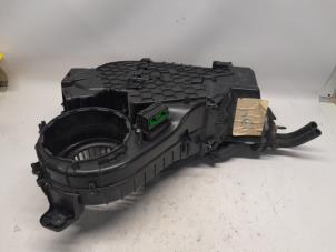 Używane Nagrzewnica Fiat Freemont 2.0 MultiJet 140 16V Cena € 315,00 Procedura marży oferowane przez Reclycar De Boer BV