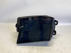 Gebruikte Head-up display Renault Austral 1.2 E-Tech Hybrid 200 Prijs € 682,50 Margeregeling aangeboden door Reclycar De Boer BV