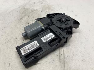 Begagnade Motor, dörrfönster Renault Grand Scénic III (JZ) 1.6 dCi Pris € 42,00 Marginaltabell erbjuds av Reclycar De Boer BV