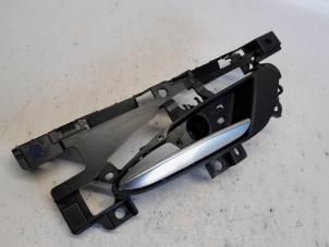 Begagnade Dörrhandtag, 4-dörrars, vänster bak Alfa Romeo Giulia (952) 2.0 T 16V Veloce Q4 Pris € 15,75 Marginaltabell erbjuds av Reclycar De Boer BV