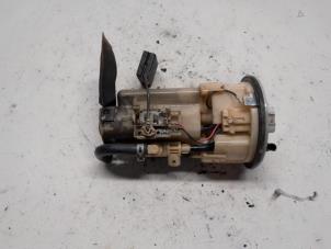 Begagnade Elektrisk bränslepump Toyota RAV4 (A2) 1.8 16V VVT-i 4x2 Pris € 52,50 Marginaltabell erbjuds av Reclycar De Boer BV