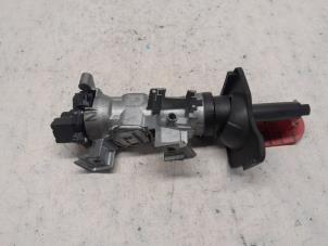 Gebruikte Kontaktslot + Sleutel Volkswagen Tiguan (AD1) 2.0 TDI 16V BlueMotion Technology SCR Prijs € 78,75 Margeregeling aangeboden door Reclycar De Boer BV