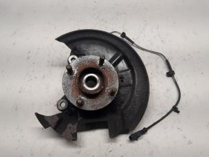 Begagnade Framhjulsnav Ford Fiesta 6 (JA8) 1.0 SCI 12V 80 Pris € 42,00 Marginaltabell erbjuds av Reclycar De Boer BV